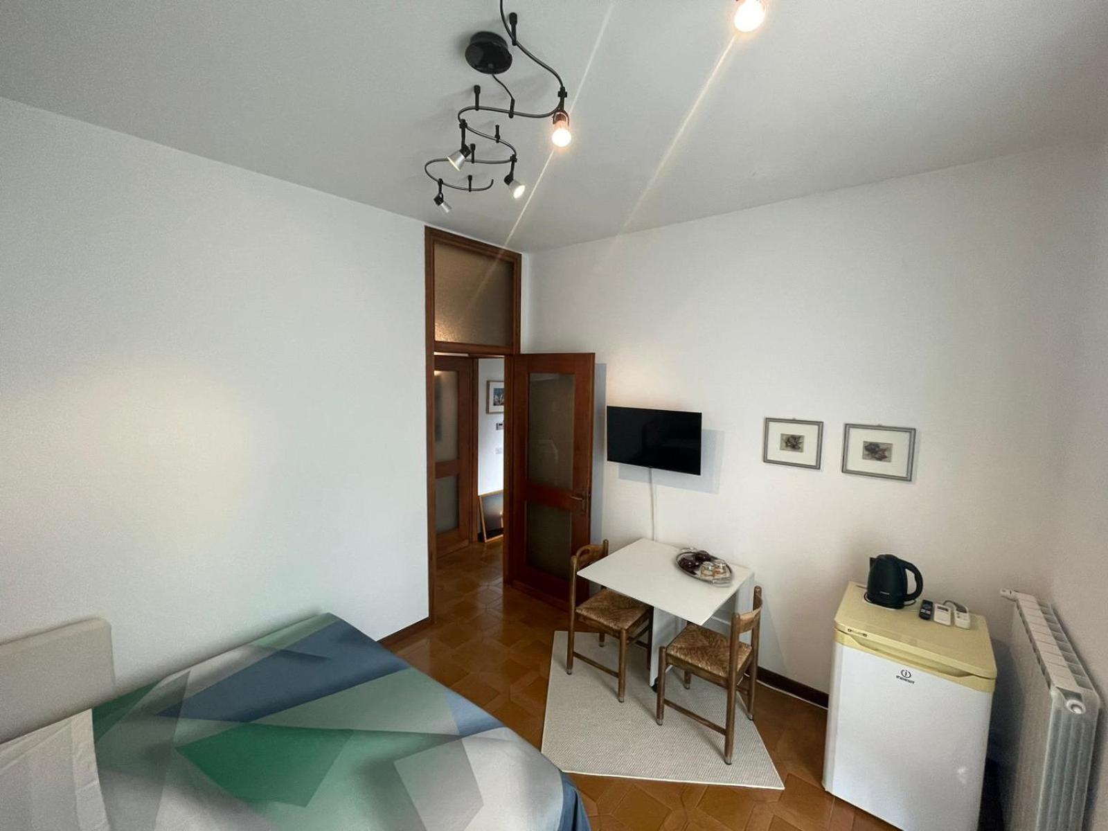 B&B Marilena Guanzate Zewnętrze zdjęcie